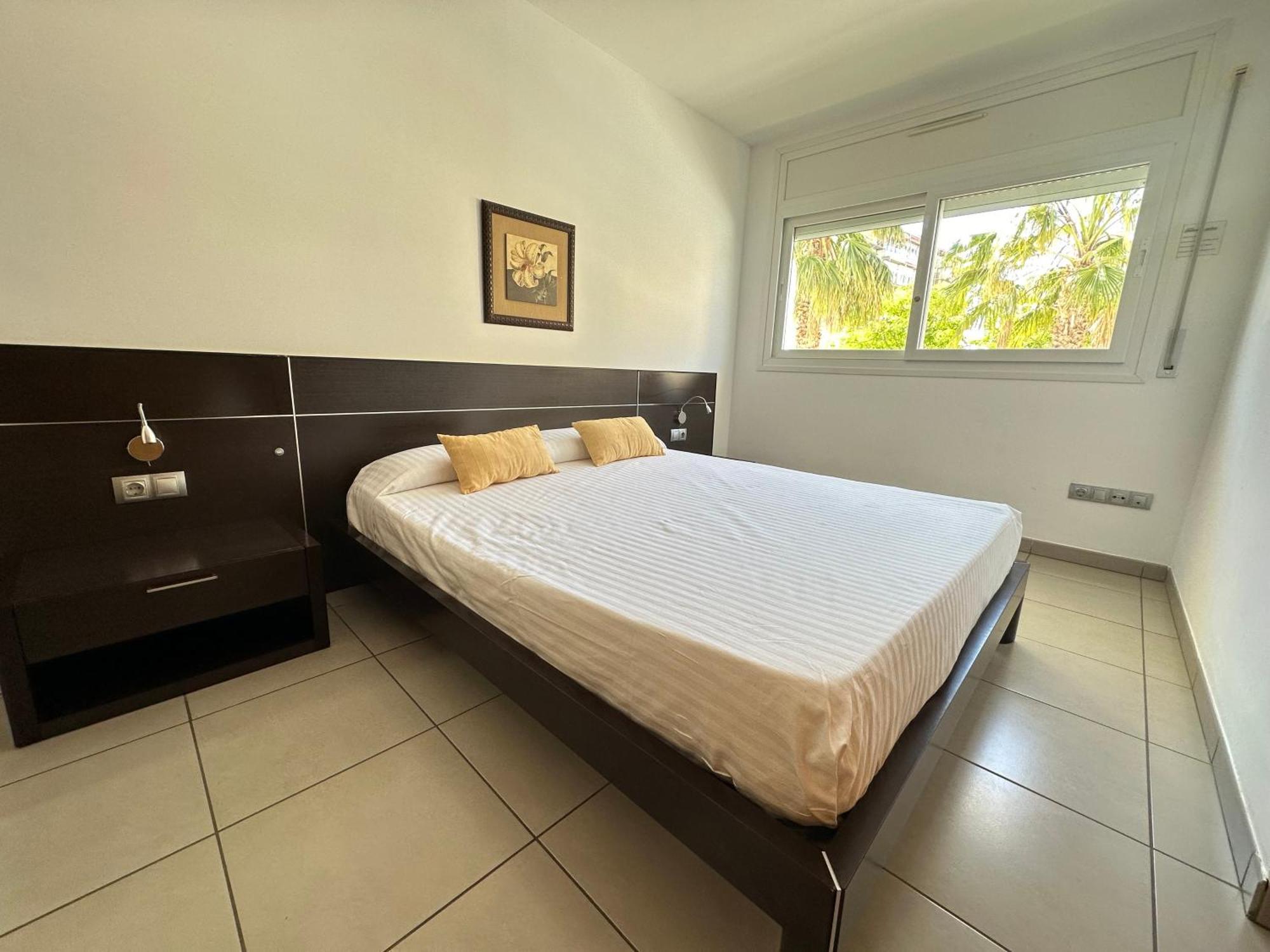 Agi Drugstore Apartments โรเซส ภายนอก รูปภาพ